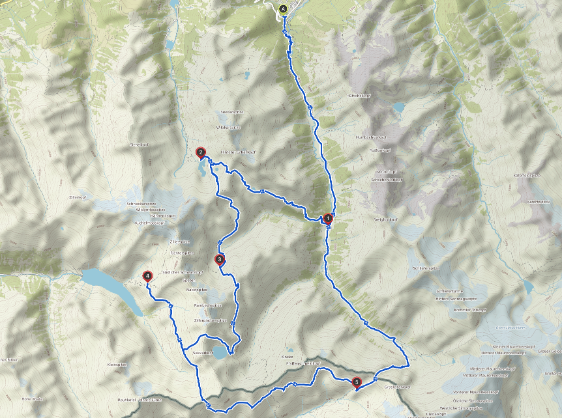 A-1) Parkplatz Krimml-Krimmler Tauernhaus, 11km 1-2) Krimmler Tauernhaus-Zittauer Hütte über Rainbachscharte, 9km 2-3) Zittauer Hütte-Richterhütte über Rosskopftscharte, 7km 3-4) Richterhütte-Plauener Hütte über Windbach- und Zillerplattenscharte, 11km 4-5) Plauener Hütte-Birnlückenhütte über Heiliggeistjöchl, 15km 5-6) Birnlückenhütte-Krimmler Tauernhaus über Birnlücke, 11km https://www.komoot.de/tour/78140970